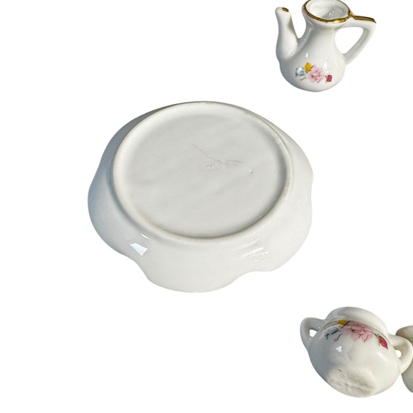 Floral Miniature Tea Set with Gold Accents - Picture 9 of 9